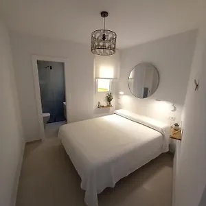 https://frailes-1.hotelsinnerja.org